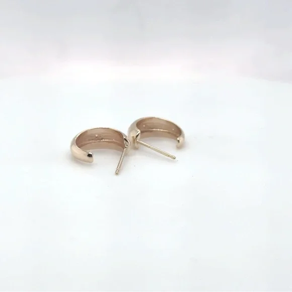 14K Yellow Gold Star Hoop Earrings